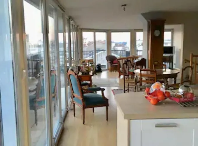 Magdelaine - Vue Cathedrale